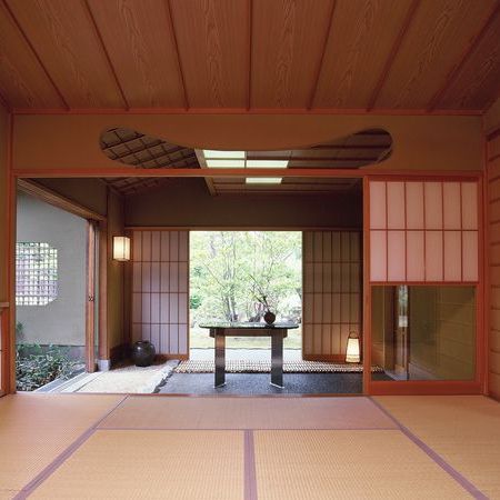 Iwamuro Onsen Shaga no Sato Yumeya Iwamuro Onsen Shaga no Sato Yumeya is conveniently located in the popular Iwamuro area. Featuring a satisfying list of amenities, guests will find their stay at the property a comfortable one. Facilit
