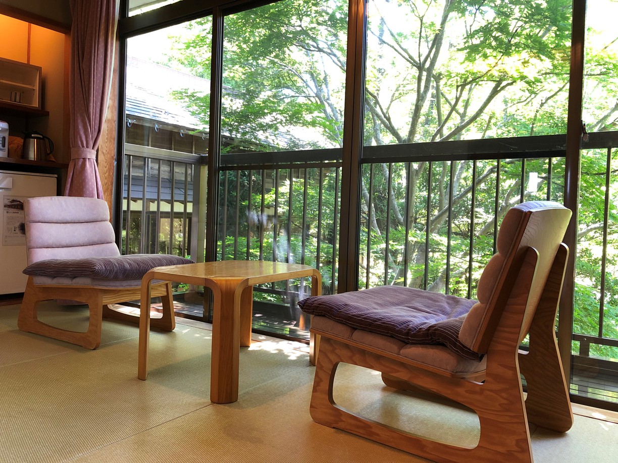 四季の間「桔梗（ききょう）」