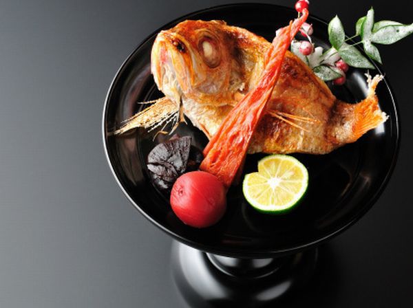  板前が心を込めてお料理をお作りいたします