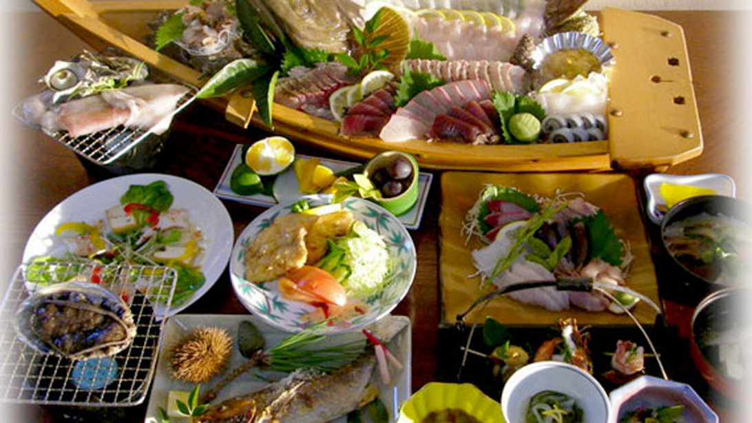 *お夕食一例（グレードアップ）/お料理イメージです。壱岐の新鮮な海の幸をふんだんに使っています♪