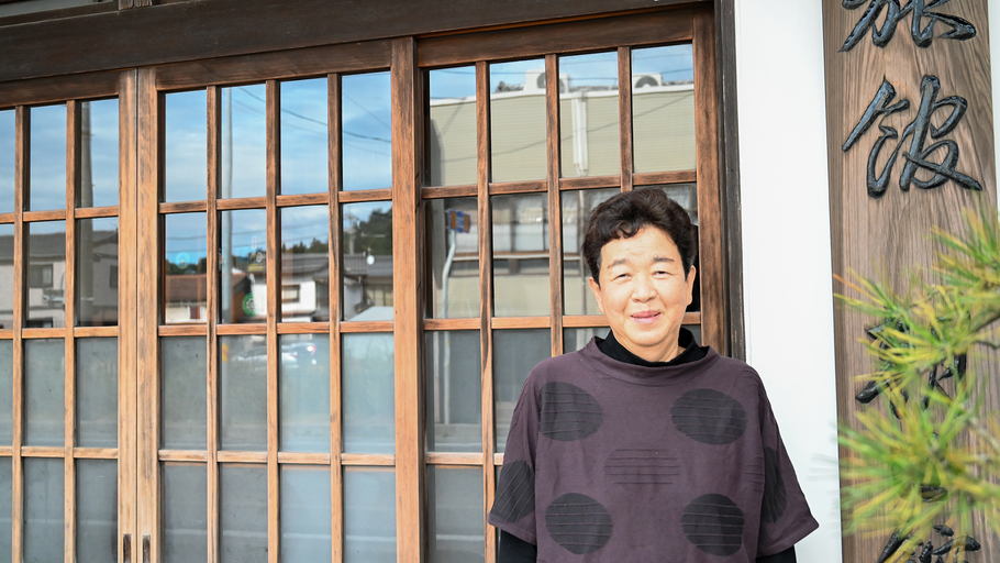 *【女将】地元食材を使用したお料理と真心込めたおもてなしで心温まるひと時をお過ごし下さい。