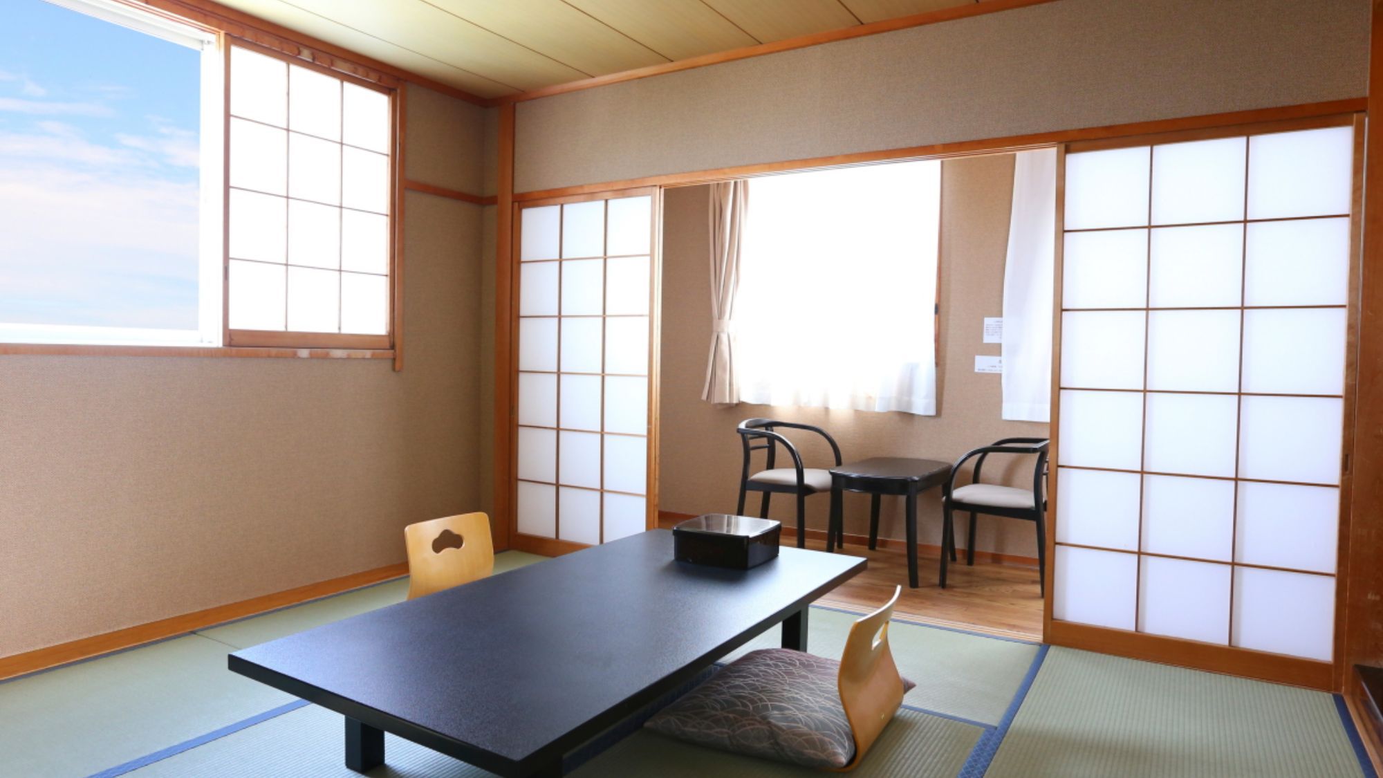 バストイレ付和室一例
