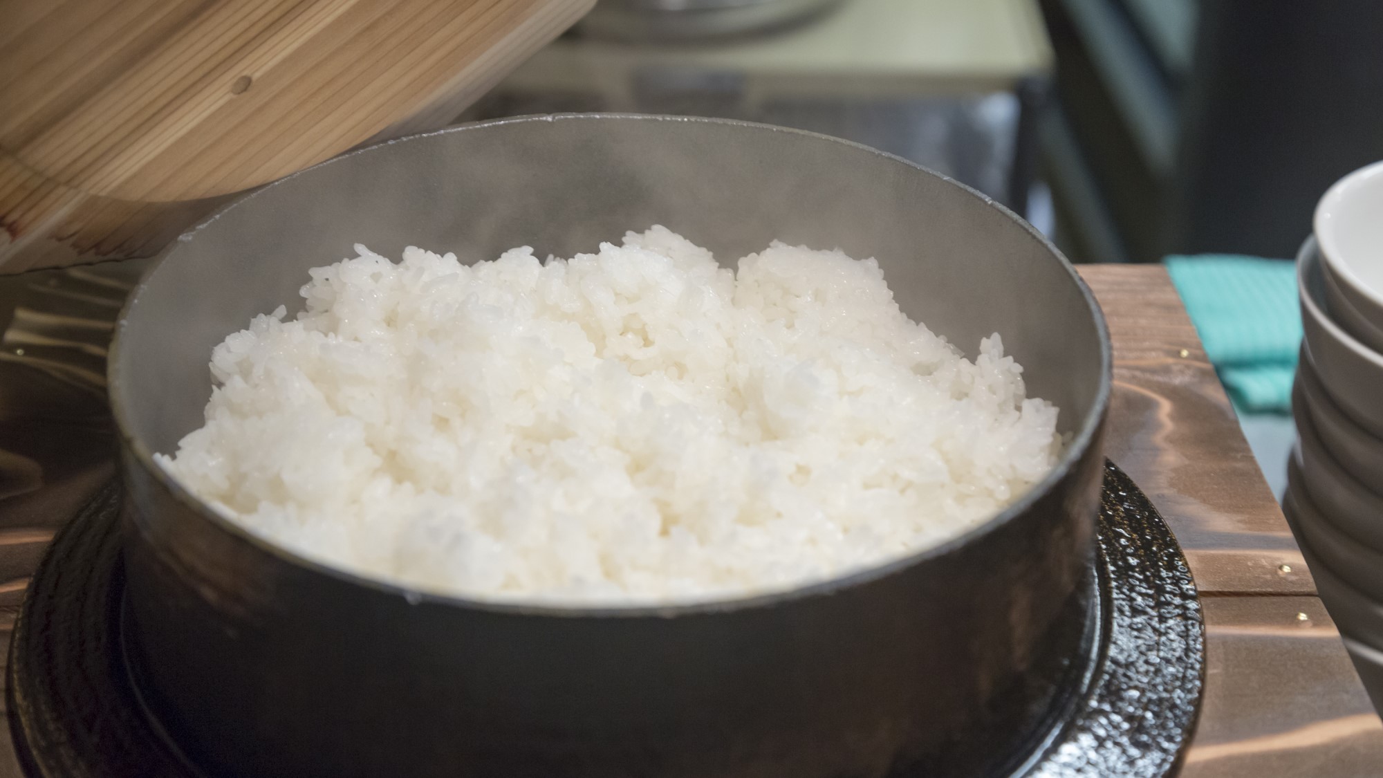 釜戸炊きご飯(イメージ)