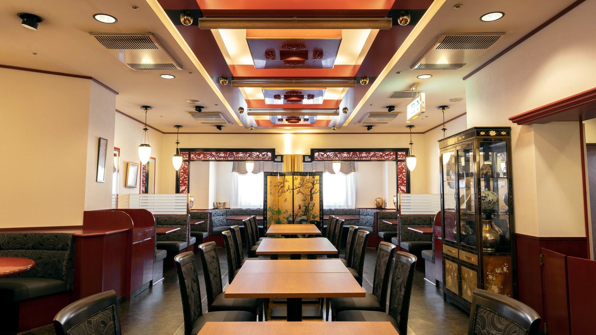 【美麗華】雰囲気あふれる店内で素敵なひと時をお過ごしください