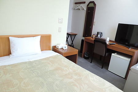 Hotel Showa (Yamanashi) Set in a prime location of Kofu, Hotel Showa (Yamanashi) puts everything the city has to offer just outside your doorstep. The property offers guests a range of services and amenities designed to prov