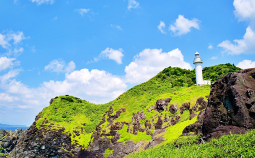 【御神崎灯台】ホテルから車で17分〈サンセットスポットしてとても人気のある場所です〉