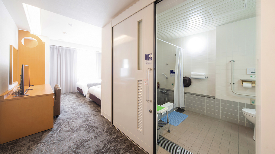 【 ユニバーサルルーム  】バス・トイレ