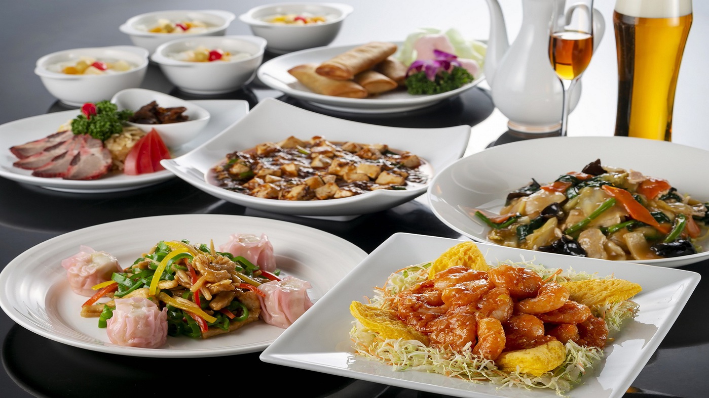 岩手県が誇る地元食材の魅力を最大限に活かしたディナーコースの数々。