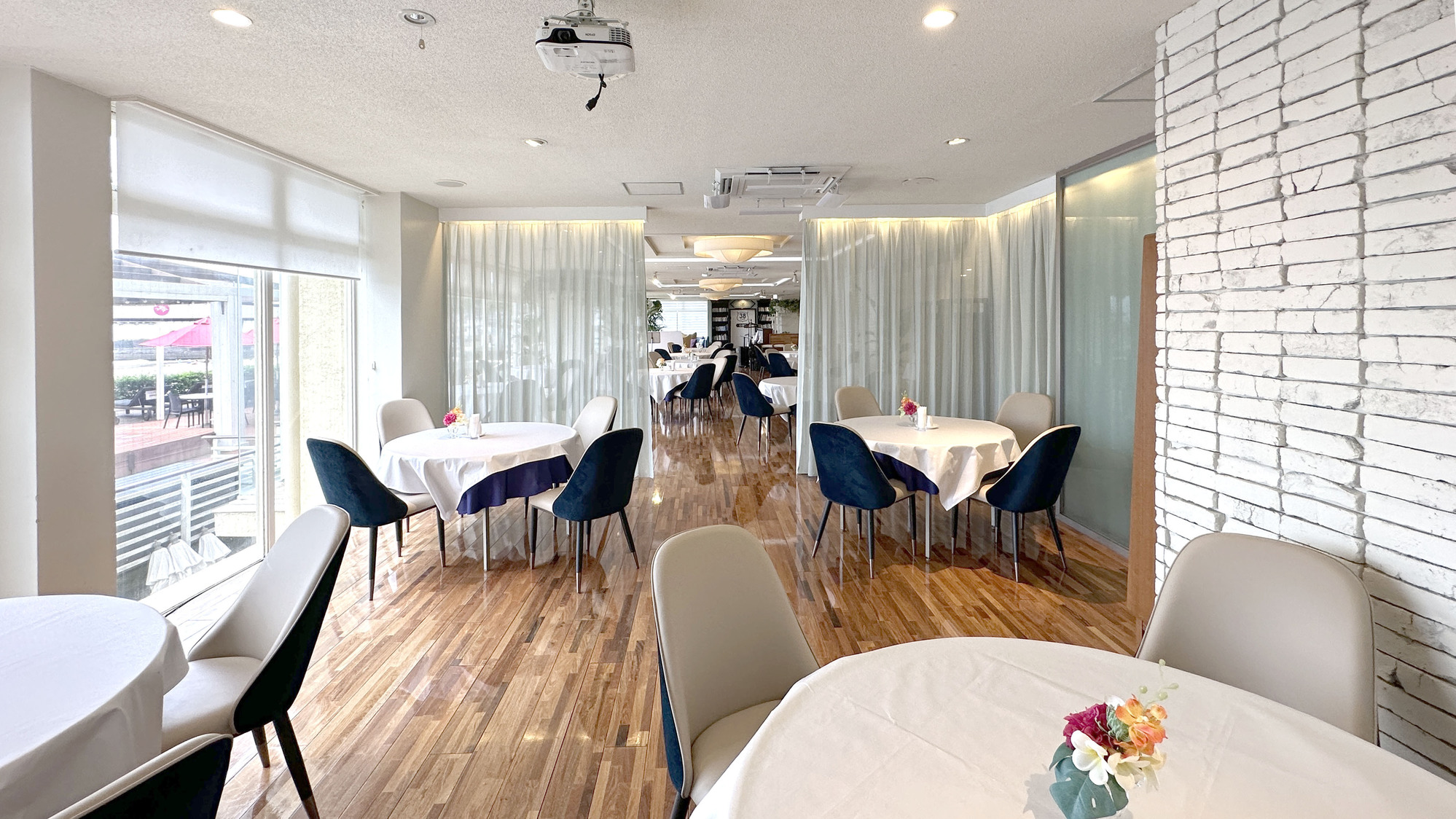 Restaurant／個室対応も