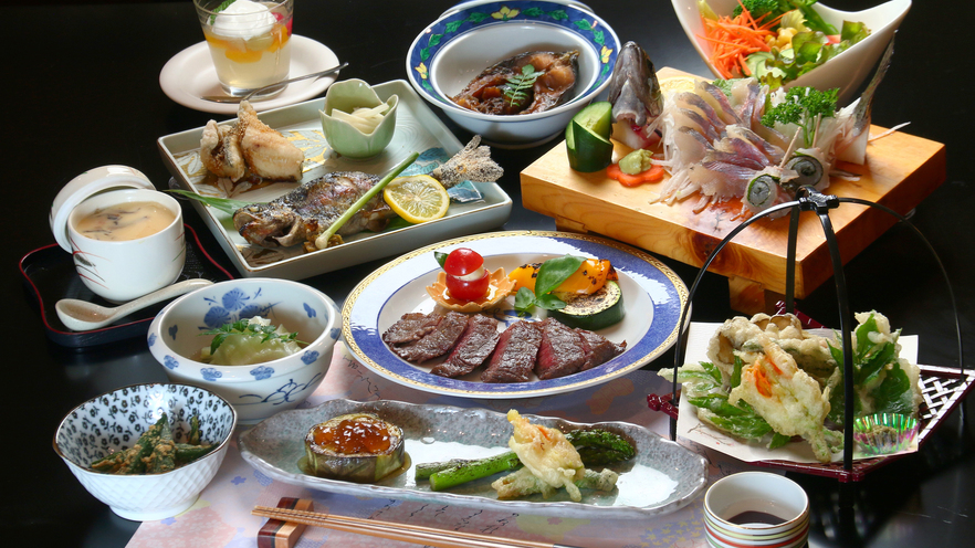 【料理】グレードアップコースの夕食一例