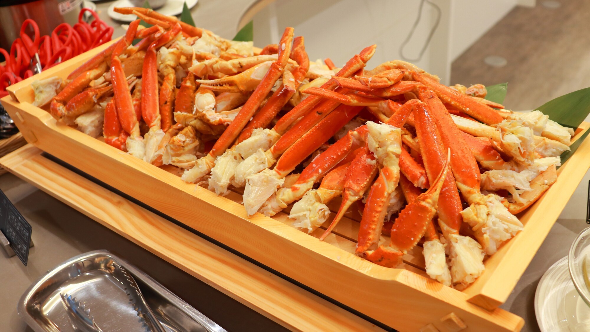 ビュッフェといえば蟹は定番