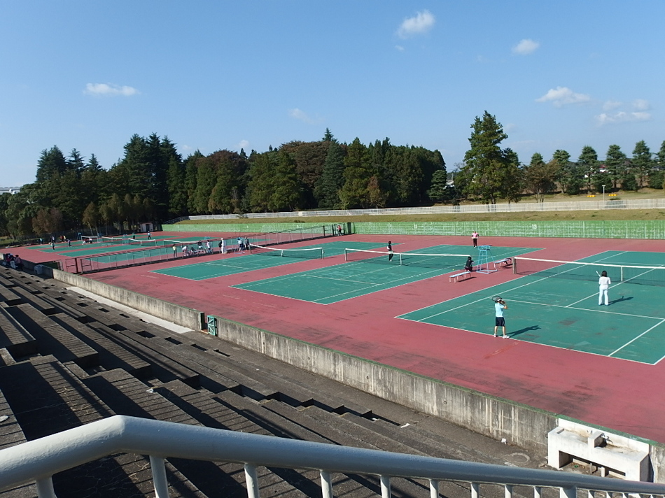 笠松運動公園のテニスコート