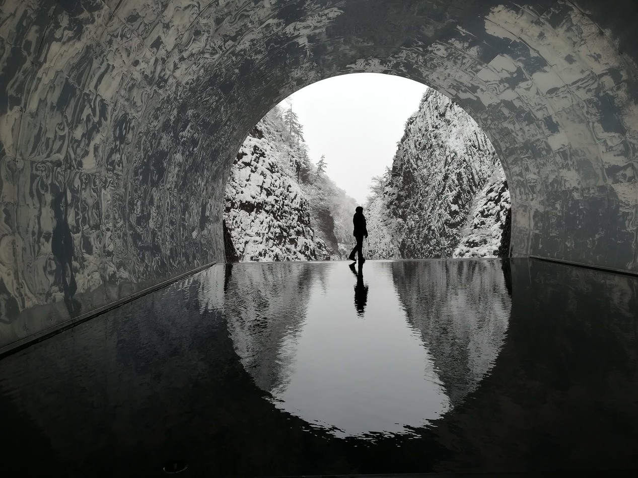 冬の清津峡トンネル