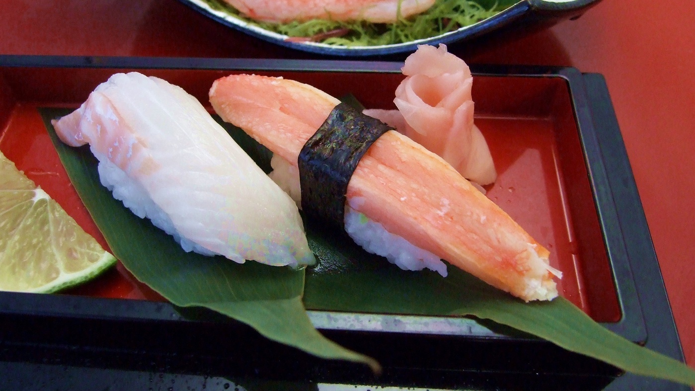 *【かに会席コース一例】大きな身の握り寿司は贅沢にひとくちで♪（内容は異なる場合がございます）