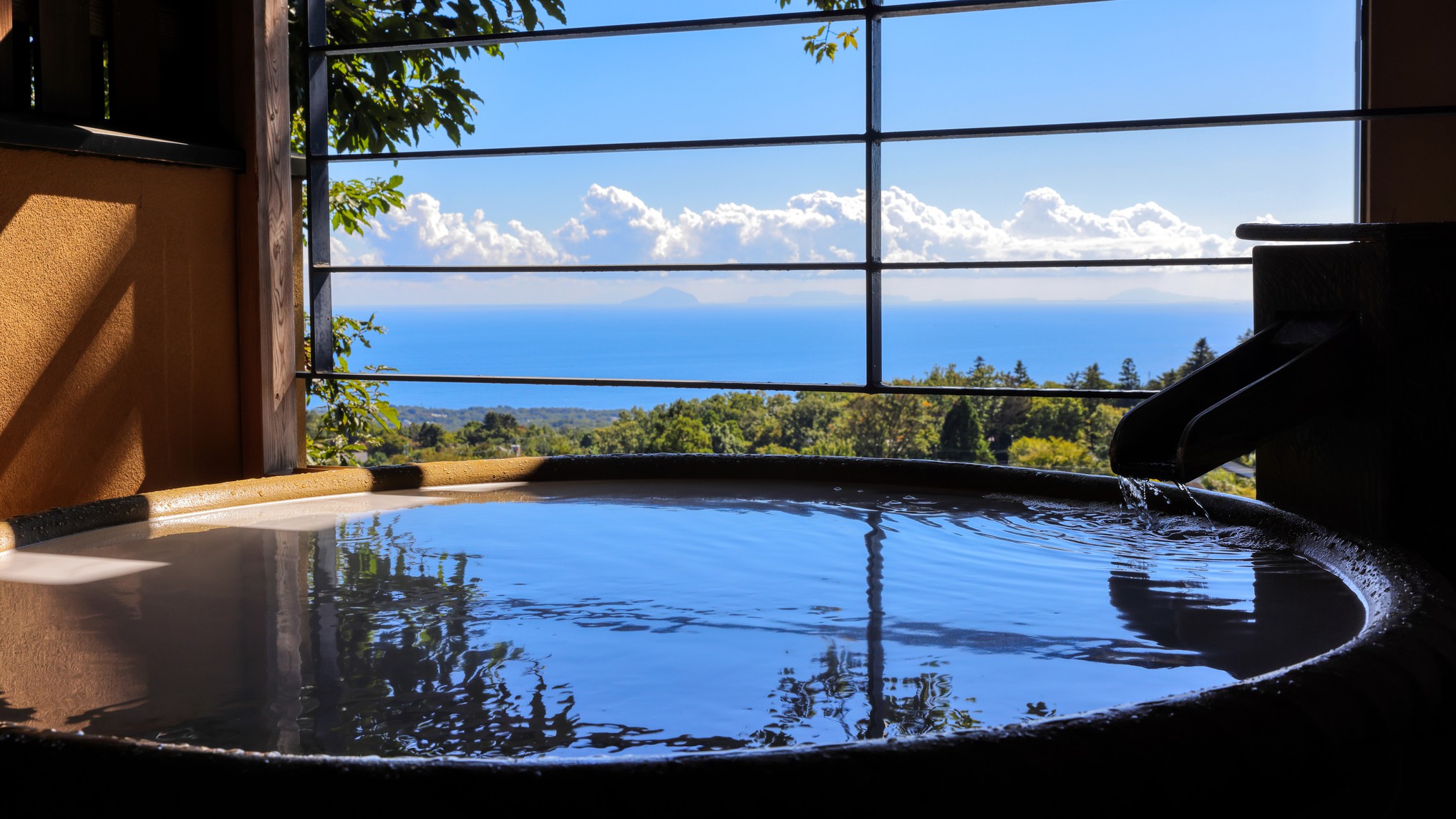 温泉露天風呂付客室【みかんの間】