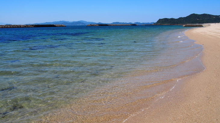 【阿万海水浴場】水質ＡＡ！南国ムードが楽しめる美しい海水浴場♪（ホテルからお車で約25分