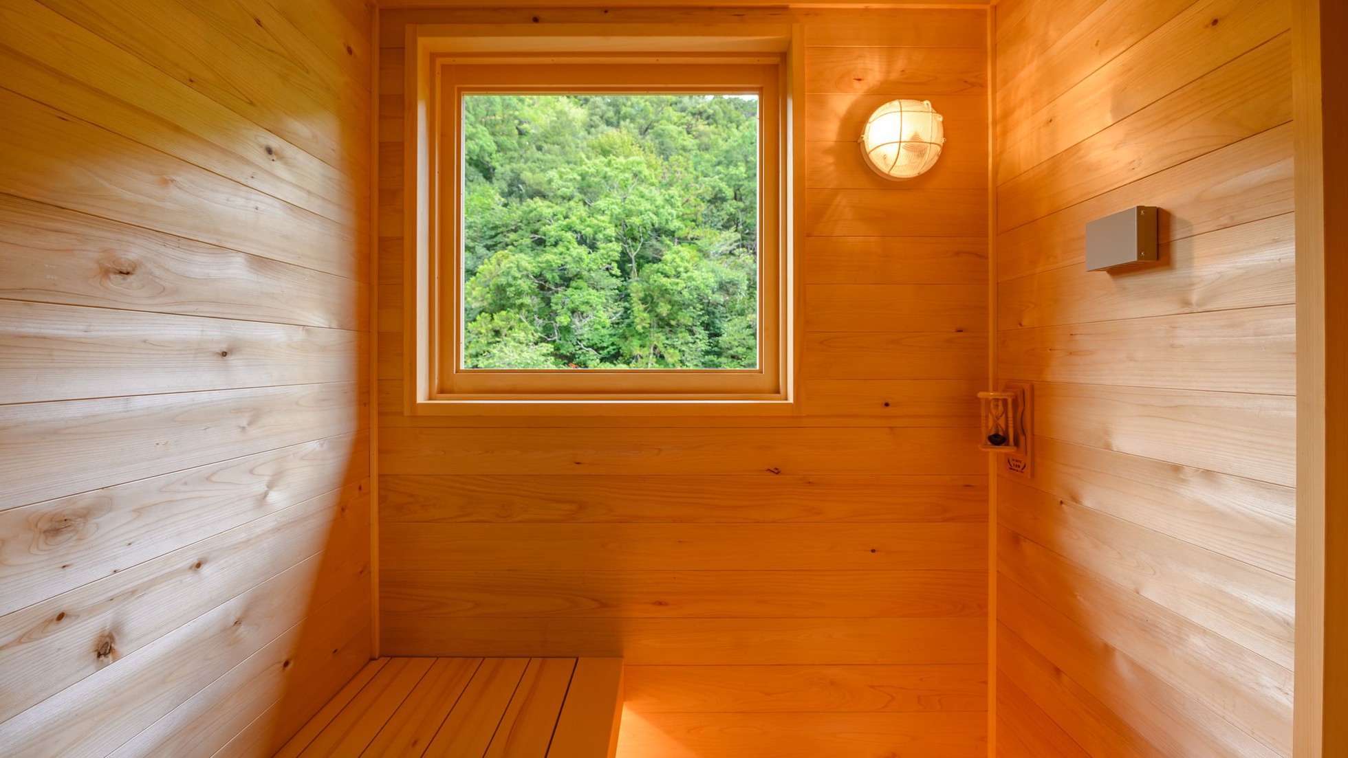 【源泉露天風呂&サウナ付き洋室ツイン】サウナイメージ