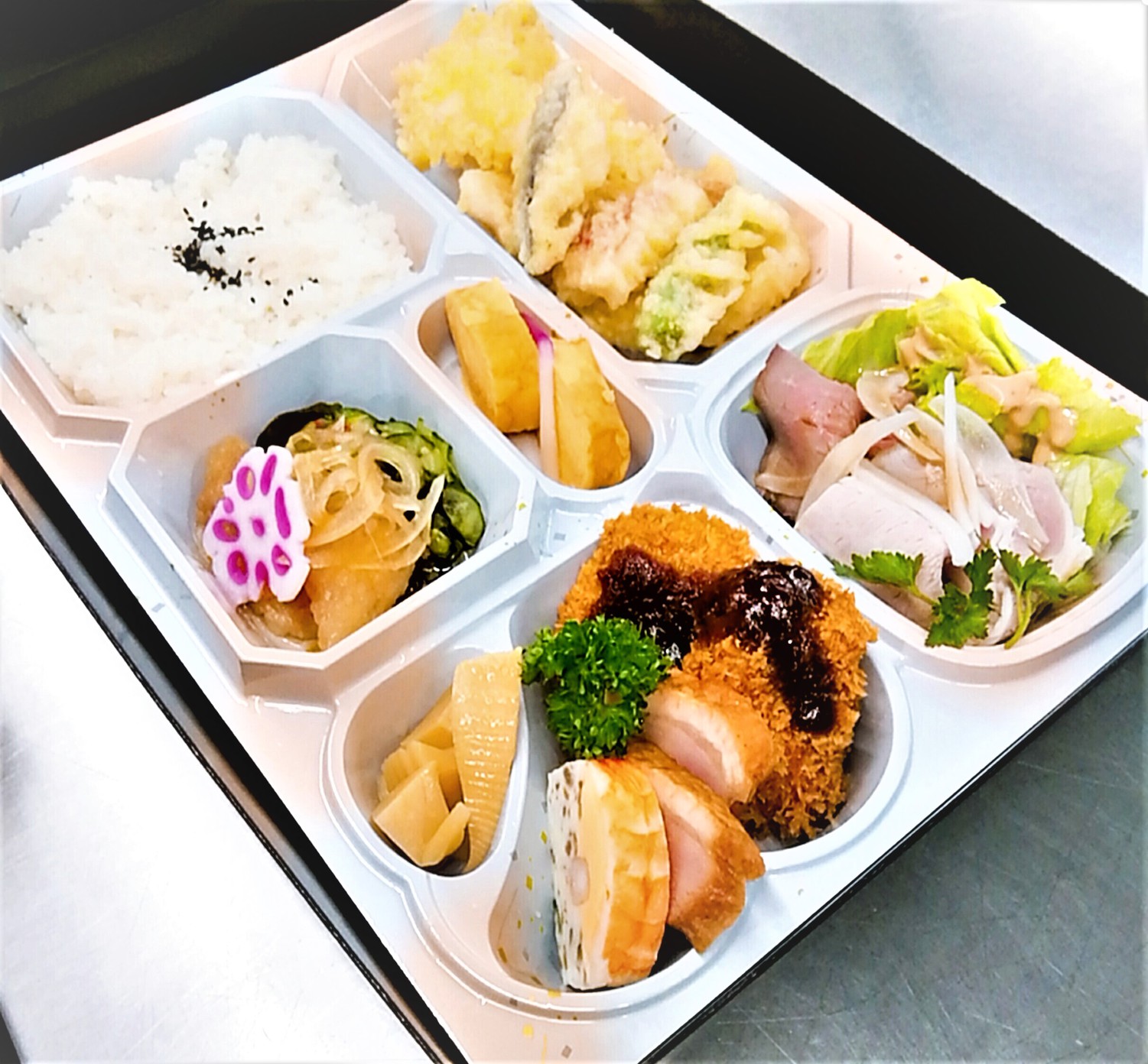 Central Hotel Kamojima Image 5, Yoshinogawa, Japan