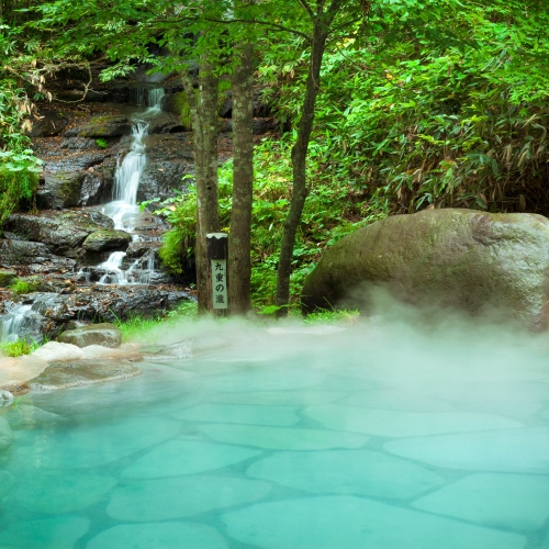 【八重九重の湯】