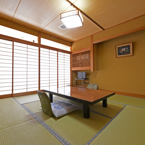 Miyoshiya Interior 1