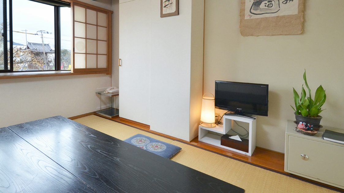 Onyado Kaishuu Stop at Onyado Kaishuu to discover the wonders of Karatsu. The property features a wide range of facilities to make your stay a pleasant experience. Fax or photo copying in business center are just so
