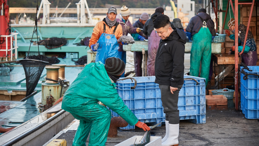 【北浦古江漁港】生まれ育った地元の人脈を使って、地引網を引く漁師に直接交渉。