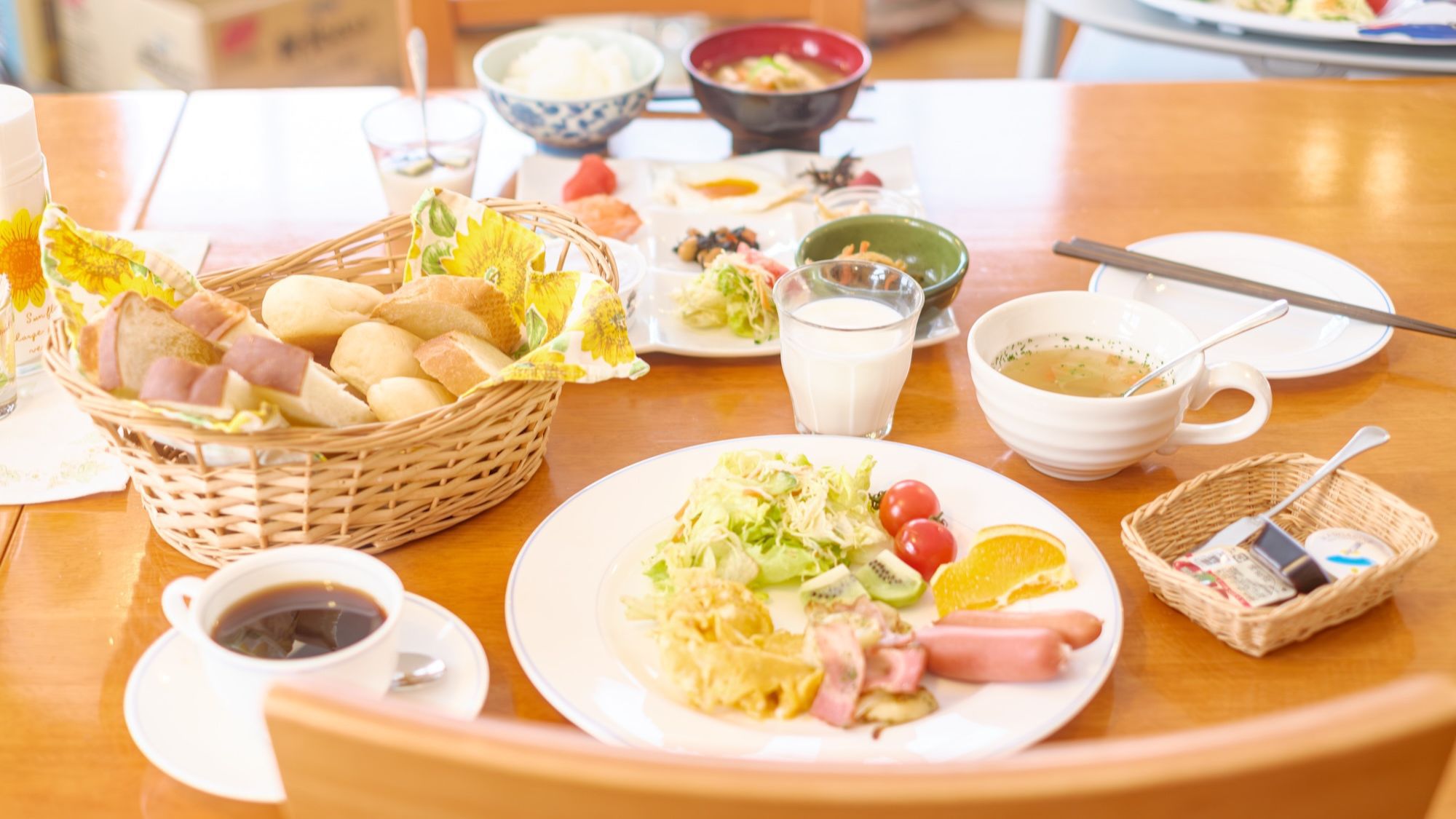 朝食