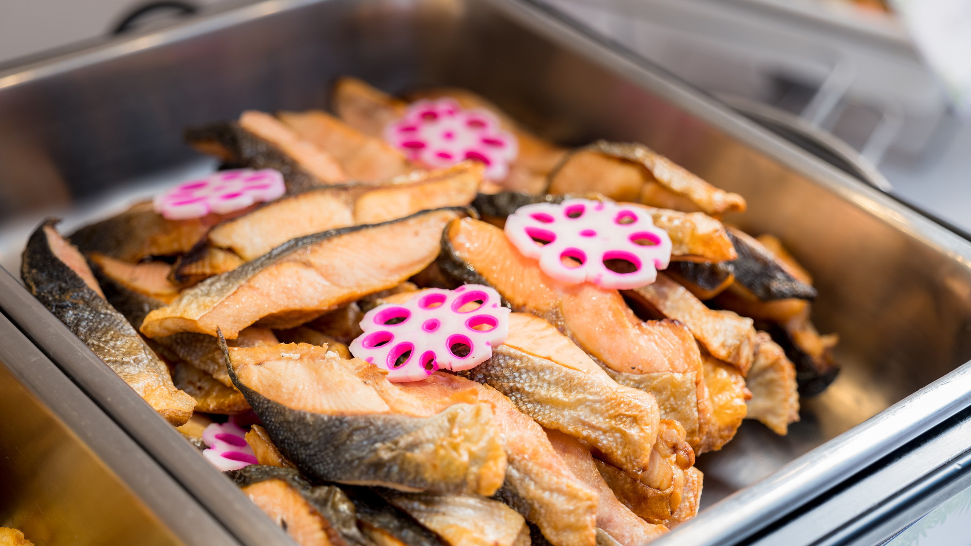 温かいお料理を提供いたします