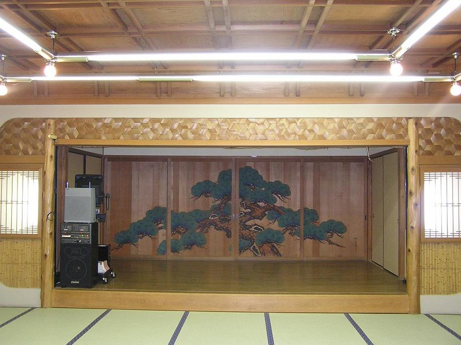 大広間舞台