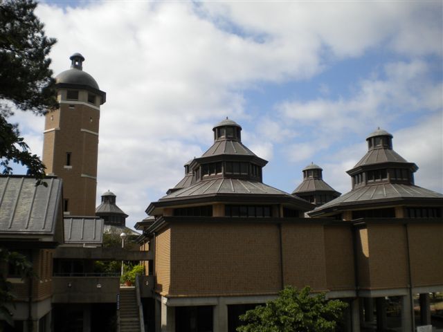 浦添市美術館