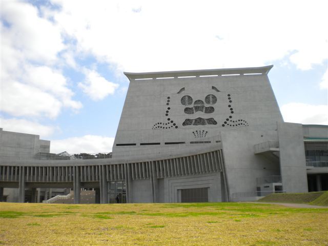 浦添市てだこホール外観画像③