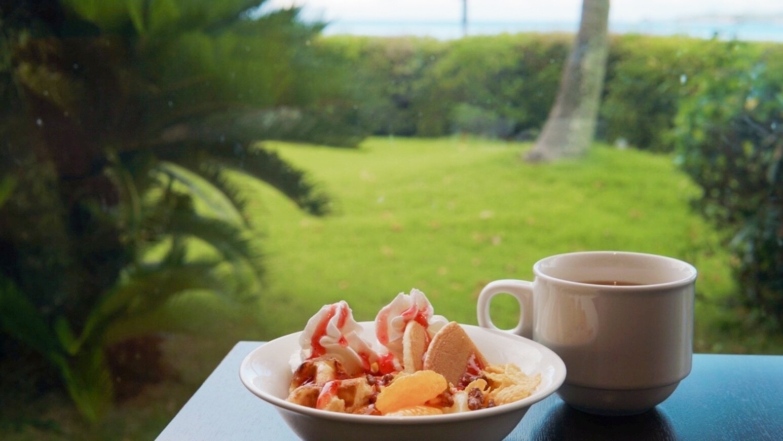 【朝食】バイキング_お好みトッピングで作れるオリジナルミニデザート