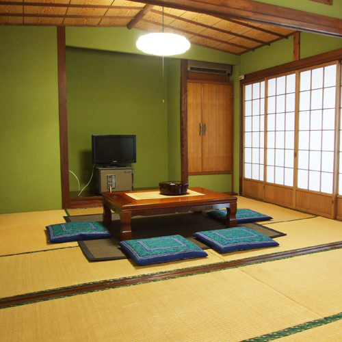 *【和室一例(14畳)①】グループ等でのご利用は、こちらの部屋でどうぞ♪