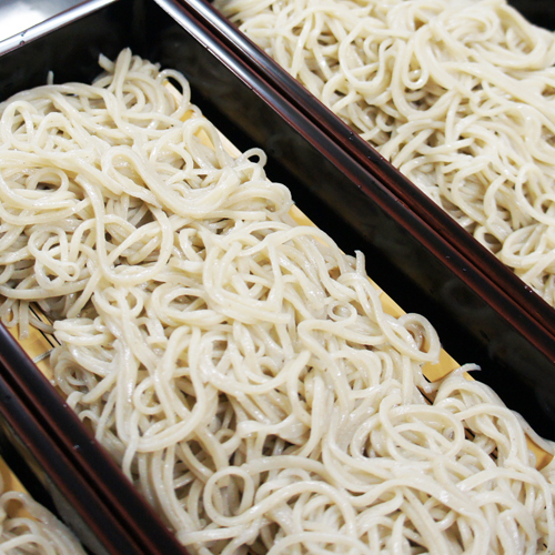*【手打ちそば③】この味目当てに全国からお客様が来られます。