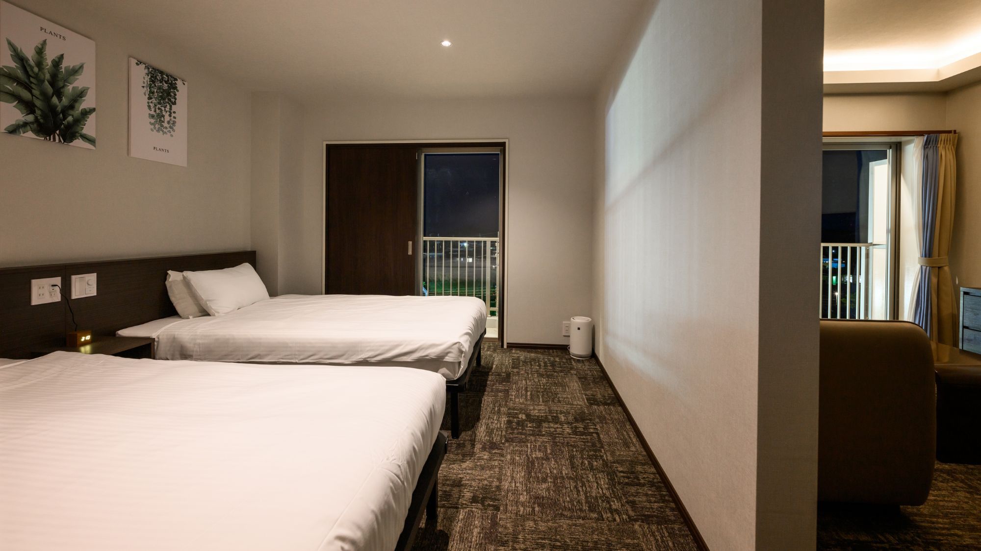  【スーペリアツインルーム42㎡/禁煙】小さなお子様連れの家族旅行にも便利な広々ツインルーム。  