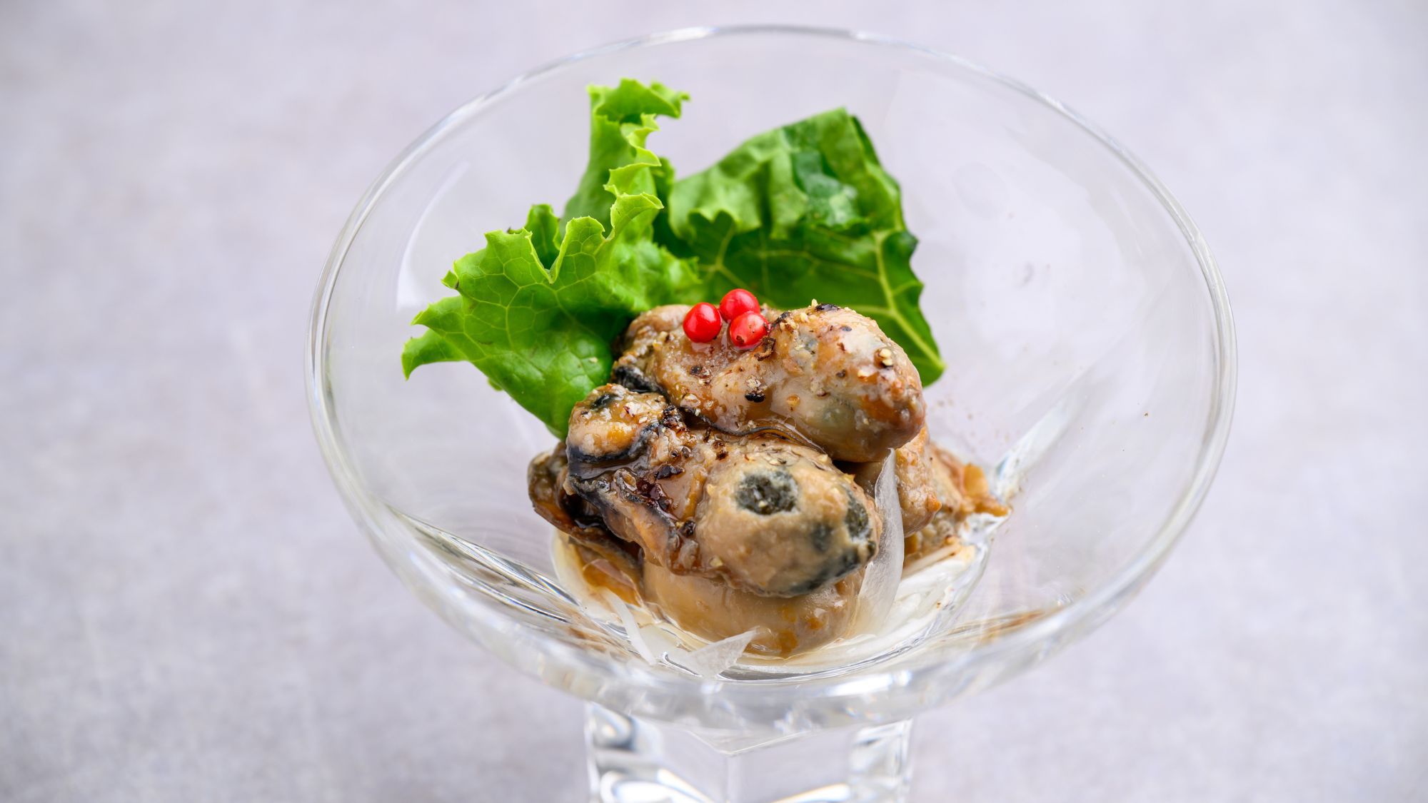 【ラウンジ/LOUNGE CAFE Lit】新鮮な魚介を贅沢に使用。旅の疲れを癒やすさっぱりとした海