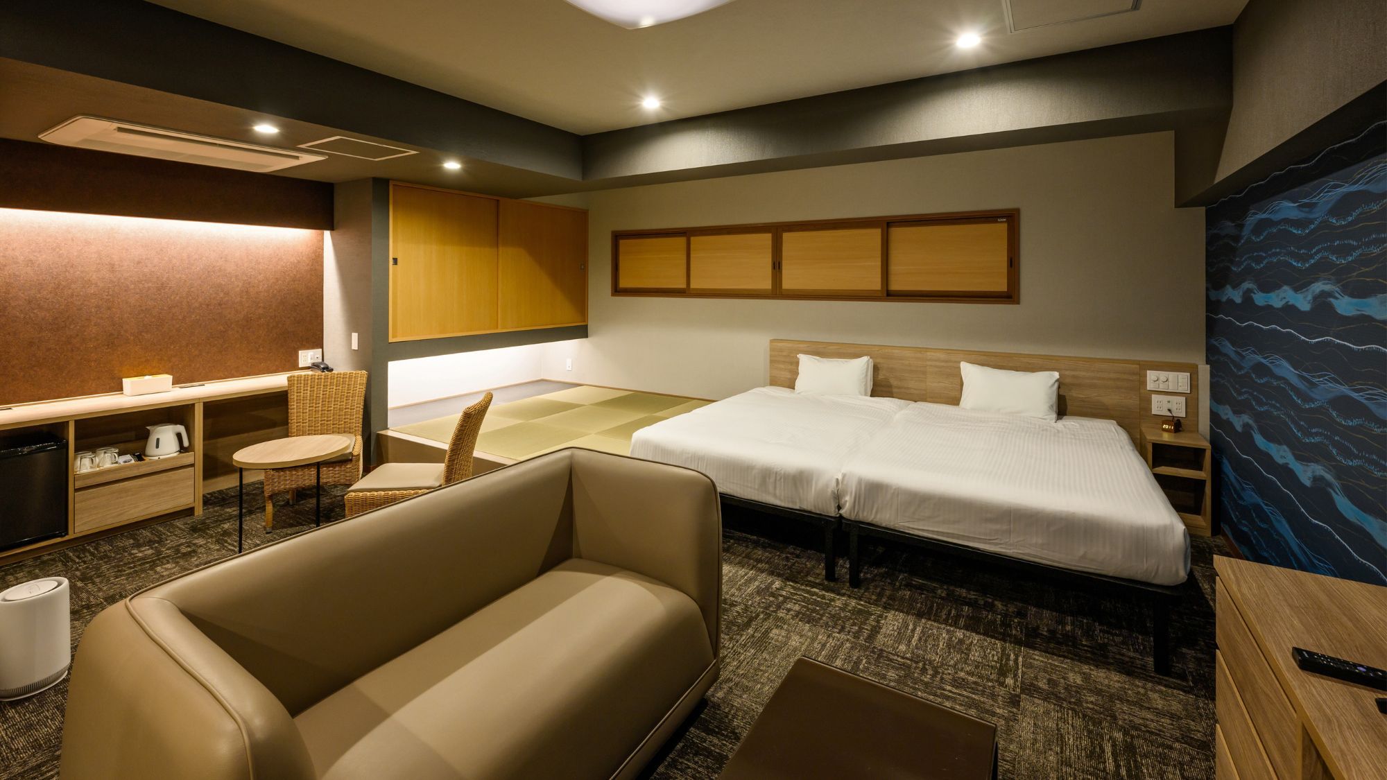  【ファミリールーム45㎡/禁煙】畳の温もりが心地よい寛ぎ空間。          