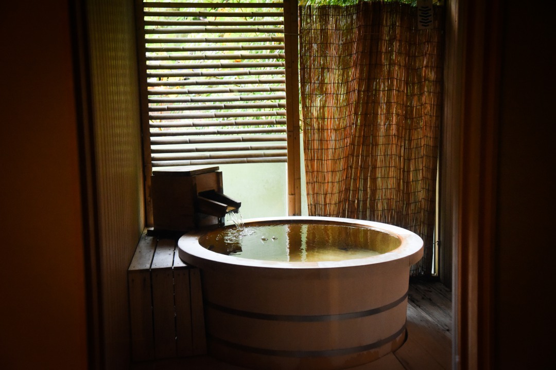 特別室檜風呂
