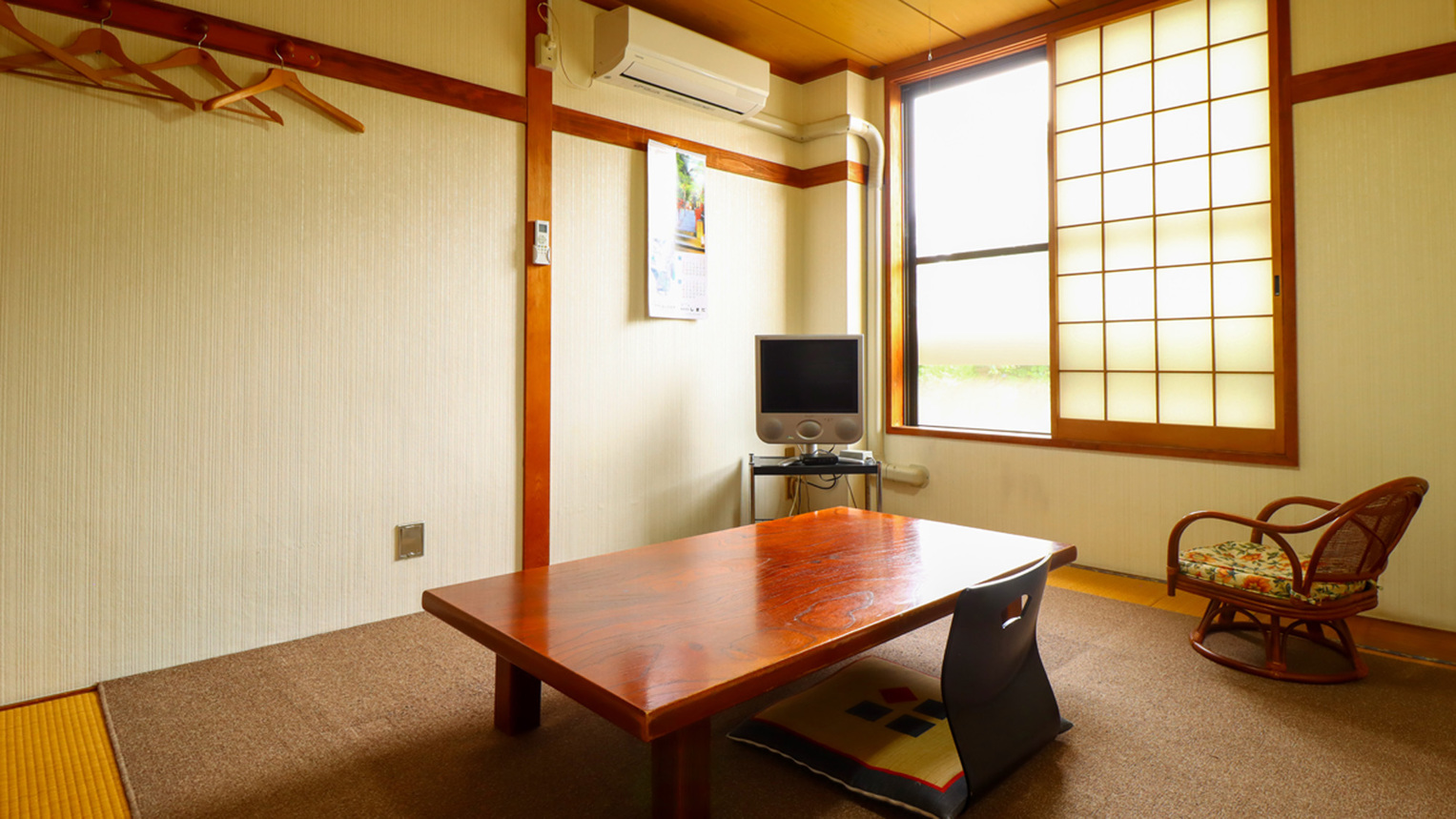 #【本館2〜4喫煙】少しゆったり広め7.5畳和室