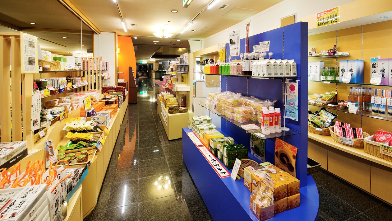 【8F 売店】
