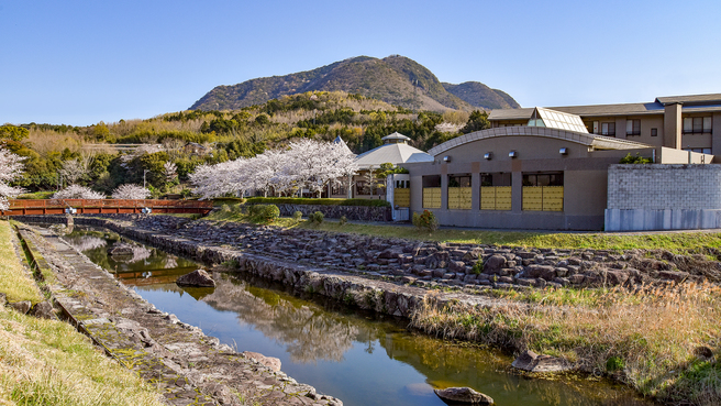 Matama Spa San Sui Sou Spa Land Matama Matama Onsen Sansuisou is a popular choice amongst travelers in Nakatsu, whether exploring or just passing through. The property offers guests a range of services and amenities designed to provide com