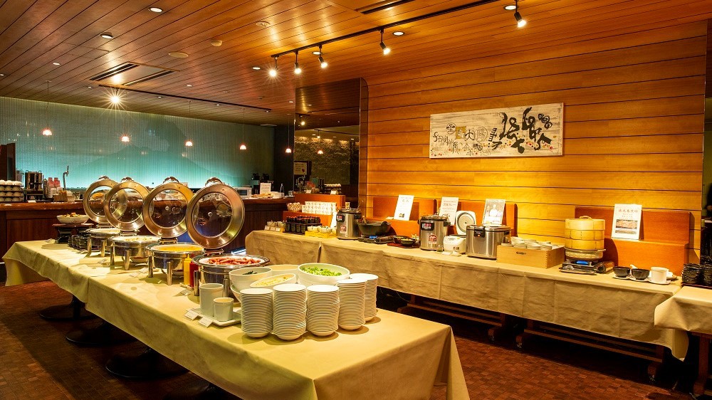 朝食バイキング