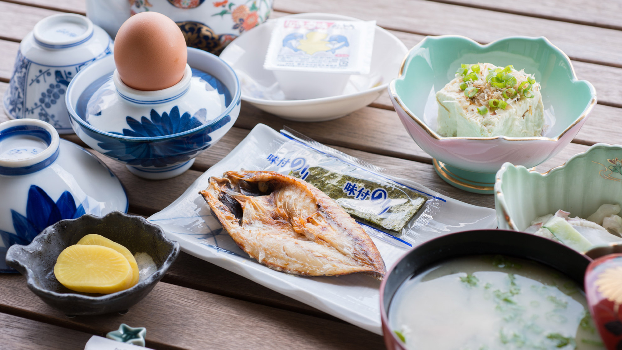 *【朝食一例】魚の干物や壱岐豆腐、いき壱岐納豆など朝からご当地の味覚を堪能