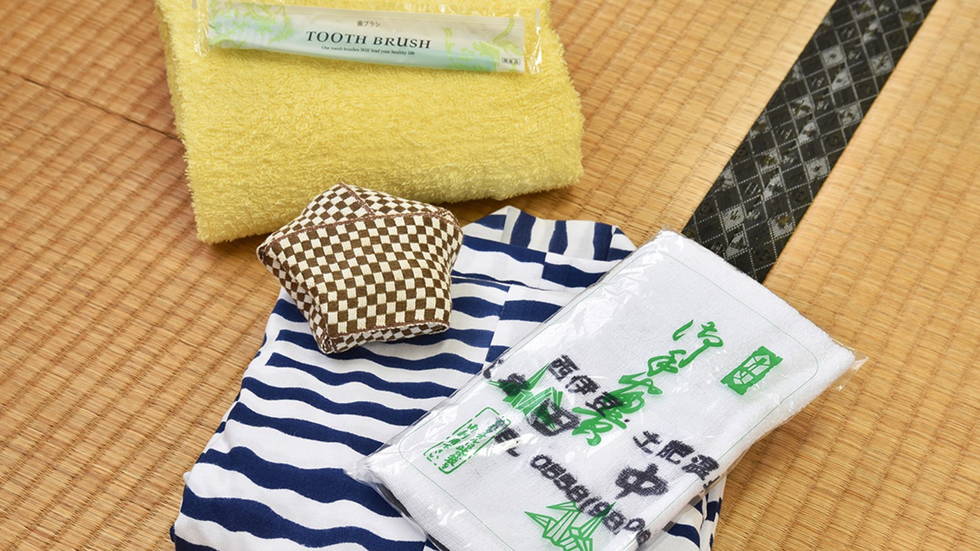 *客室内アメニティ浴衣・歯ブラシ・タオル