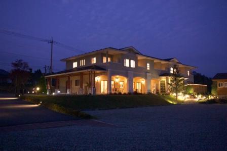 夜外観２