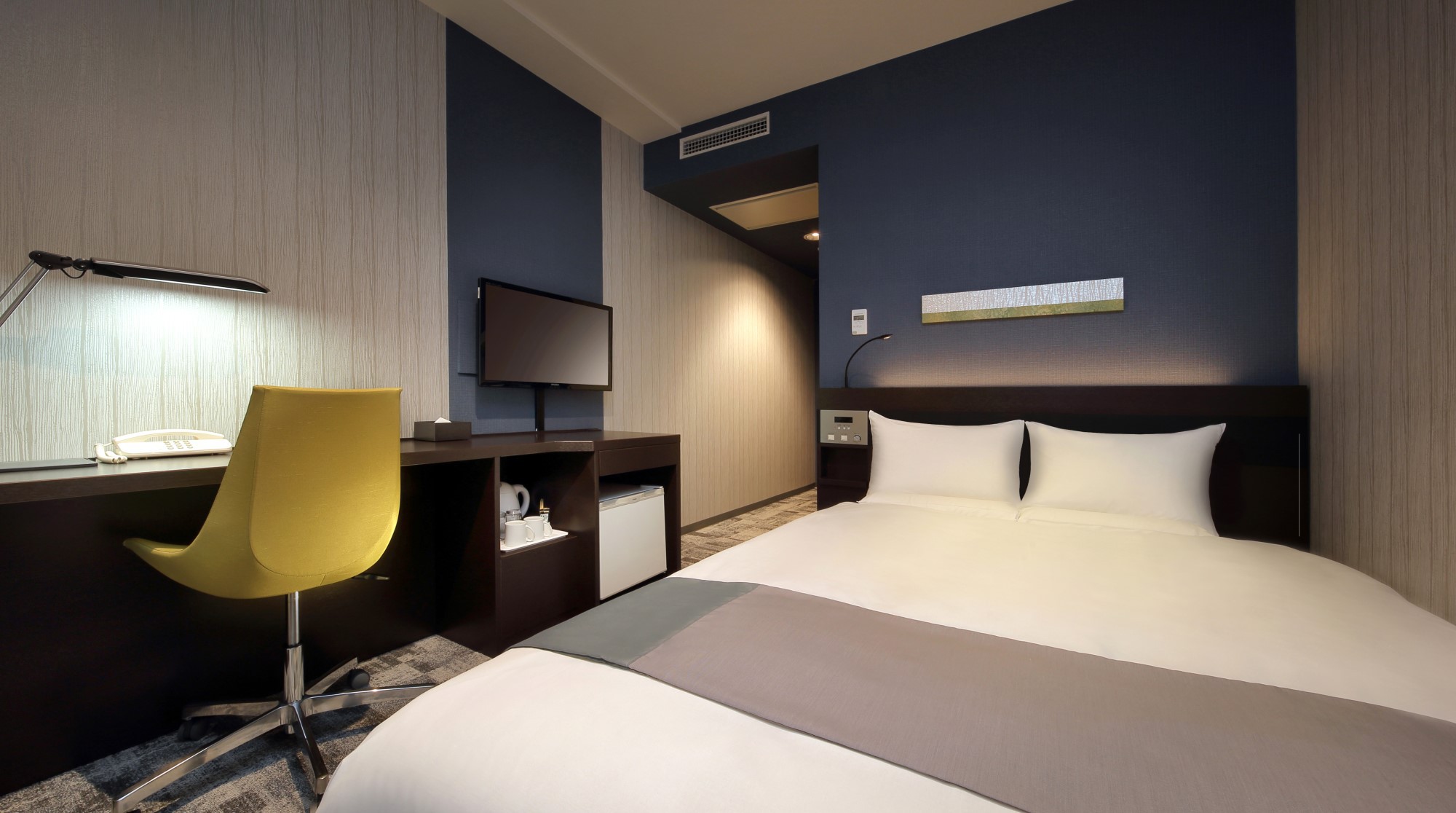 デラックスセミダブル