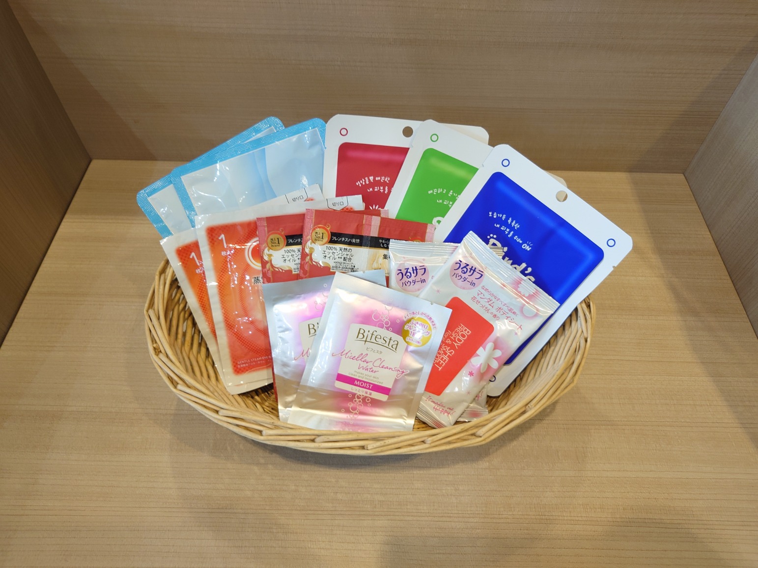 レディースプラン/韓国のフェイスパックなどお一人様2つずつお選びいただけます