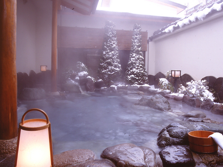 冬ならではの雪見風呂