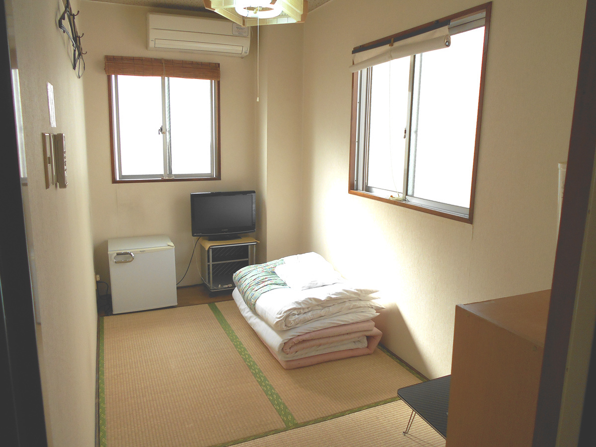 Business Hotel Fukusuke Stop at Business Hotel Fukusuke to discover the wonders of Osaka. Featuring a satisfying list of amenities, guests will find their stay at the property a comfortable one. To be found at the property a