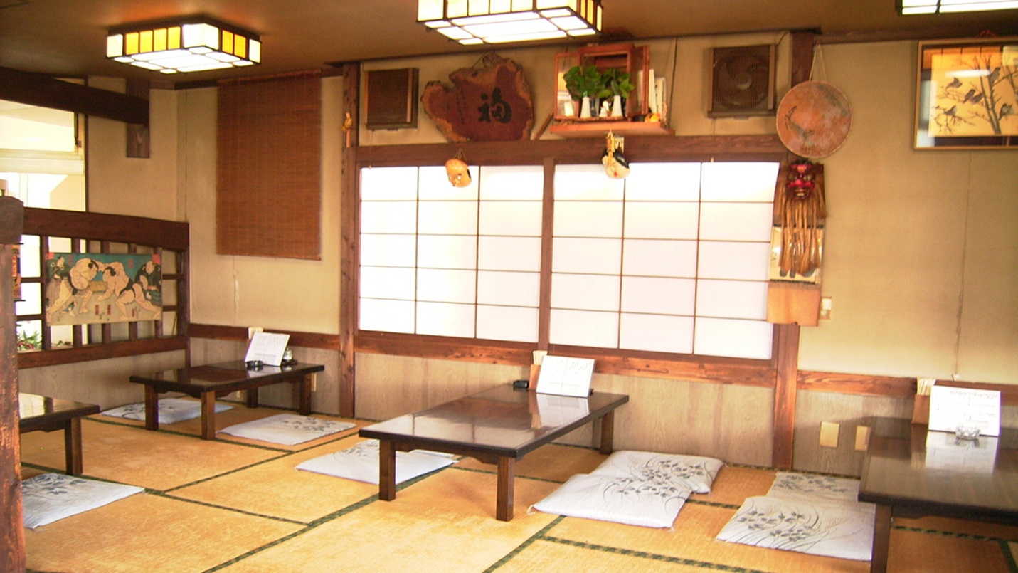 Business Hotel New Sakamoto Nakamichiten Stop at Business Hotel New Sakamoto Nakamichiten to discover the wonders of Tsu. The property features a wide range of facilities to make your stay a pleasant experience. To be found at the property a